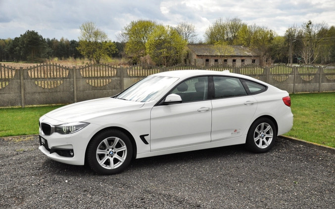 BMW Seria 3 cena 79000 przebieg: 179300, rok produkcji 2019 z Sulechów małe 191